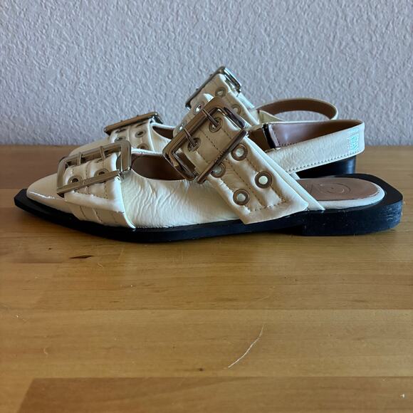 Ganni Feminine Buckle-Strap Ballerina Flats in Ivory / Egret, Size 6 - Picture 4 of 8